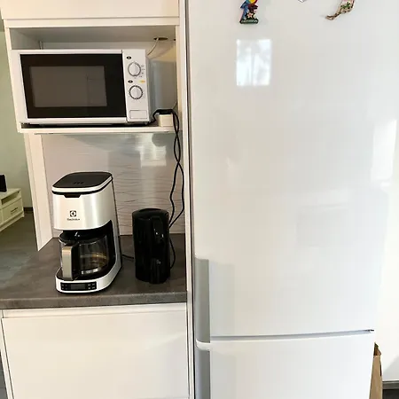 Spacious And Modern Apartament