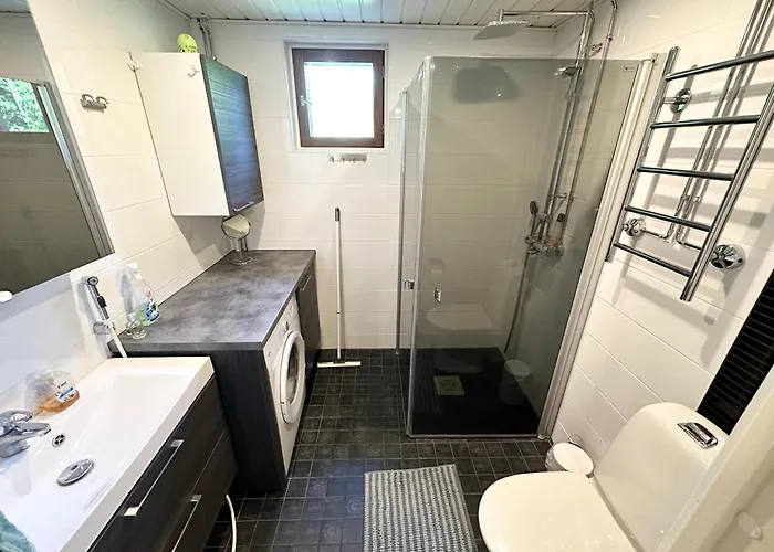 Spacious And Modern דירה מיקלי